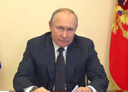 Владимир Путин заявил, что в России будут увеличены зарплаты бюджетников и пенсии