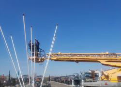 "Мы не подведем!": не власти, а родственники погибших в СВО бойцов устанавливают памятную конструкцию на воинском участке захоронений в Камышине