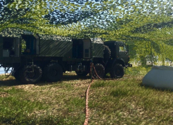 На Прудбое мотострелки очищали зараженную воду
