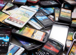 Сотрудники отдела "К" и оперативники волгоградской полиции задержали группу телефонных мошенников под "предводительством" осужденного из Камышинской колонии