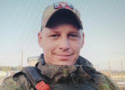 В Камышине сегодня, 31 марта, проводят в последний путь бойца СВО Дмитрия Мошкова