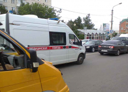 Камышане через соцсети ищут случайных знакомых, чтобы получить хоть какую-то информацию о больных ковидного госпиталя в горбольнице №1