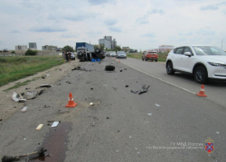 Авария, шокировавшая очевидцев кровью на трассе, отправила в больницу мужчину и 8-летнего мальчика