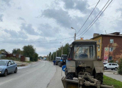 Камышан перепугал вид техники, которую городские власти выпускают на уборку улиц