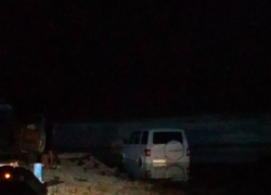 Камышане рассказали в соцсетях, что в праздник обнаружили на природе "утонувший" автомобиль