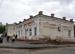 В соседнем с Камышинским Дубовском районе жители остались без регулярных транспортных маршрутов