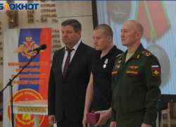 «С Россией нельзя воевать - она непобедимая»: медали, часы и иконы вручили героям СВО в Волгограде, один из них камышанин Александр Котельников