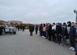 Тридцать три призывника из Камышинского района и Камышина сегодня утром отправились служить в армию