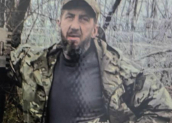 В Камышине проводят в последний путь погибшего в СВО Игоря Блинова