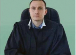 Судья Камышинского городского суда Михаил Топорков оказался в победителях бильярдного турнира