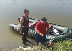 В Волгоградской области из воды подняли тело 21-летнего парня