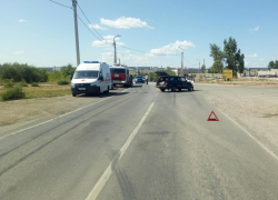 Под Камышином КАМАЗ смял ВАЗ - водитель легковушки из Камышинского района попал к хирургам ЦГБ