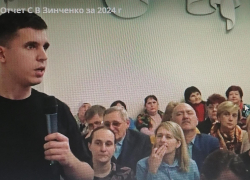 И.о. главврача ЦГБ Камышина Алексей Марчишин после "атаки" пациентов с камерами "наперевес" отказался объяснять суточный "лимит" в четыре талона 