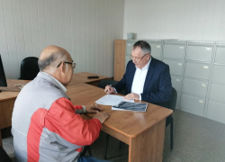 Депутата Камышинской городской думы попросили помочь с восстановлением тротуара у снесенного Дома офицеров на улице Набережной