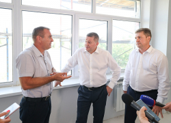 Губернатор в Камышине жестко потребовал исправить недочеты при ремонте школы №7: в администрации Станислава Зинченко, похоже, вздрогнули