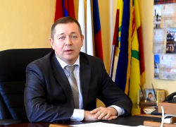 «Собирал деньги на госпиталь, да и политически слаб»: уволен глава Калачевского района Петр Харитоненко, - портал V1.RU