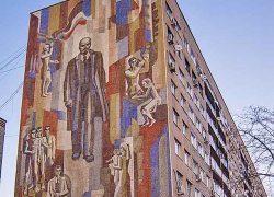Администрация Камышина ищет подрядчика доводить до ума пешеходную зону на улице Ленина