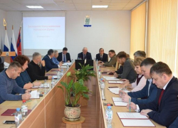 "Нынешние депутаты сплошь миллионеры и зажравшиеся буржуи", - волгоградский фермер, - "Блокнот Волгограда"