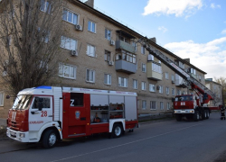 Почему в Камышине весь день мечутся "пожарки" с сигналами? - камышанка