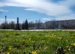 Андрей Бочаров распорядился привести в порядок в муниципалитетах территории массового пребывания людей перед Первомаем