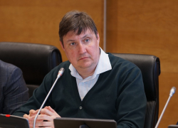 Депутат Волгоградской облдумы Александр Осипов заявил о намерении сложить полномочия, - телеграм-канал "Остров свободы"