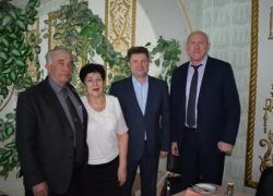 Главные мужчины Камышина в преддверии Женского дня проводят время в клубах