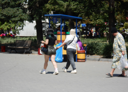 В Камышине несовершеннолетняя девица лихо пополнила с чужого телефона свою банковскую карту почти на 60 тысяч