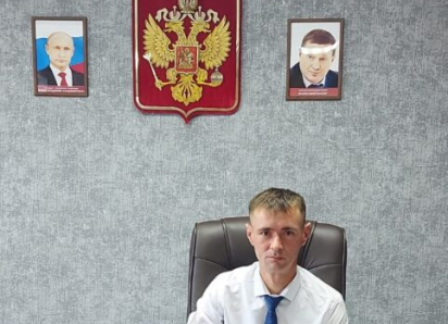 По какому случаю глава поселения сел за руль трактора в Камышинском районе