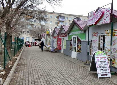 В Камышине на полустихийном рынке у «Победы» стало немного просторнее