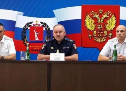 Начальник ГУ МВД России по Волгоградской области Павел Гищенко сегодня, 22 сентября, представил нового начальника камышинской полиции 