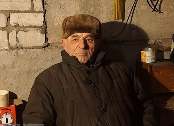 От зятя-мучителя волгоградский пенсионер ушел жить в подвал гаража