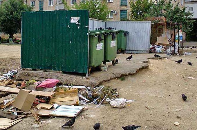 В Камышине в ТСЖ №18 умудрились выписать жильцам двойные платежки за вывоз мусора