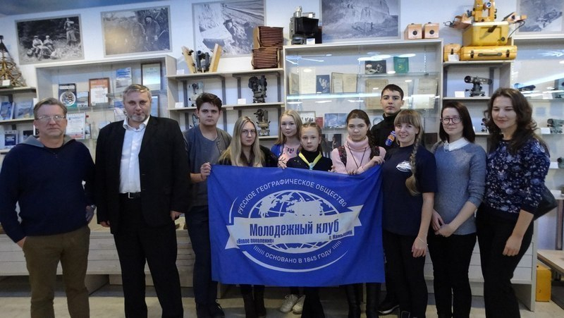 Активисты Молодёжного Клуба РГО города Камышина с дружеским визитом побывали в Саратове