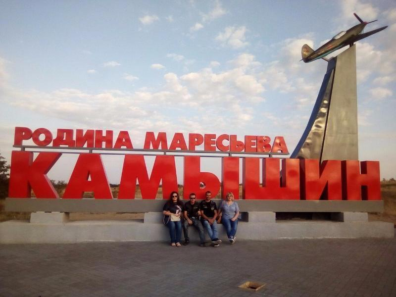 Байкерские клубы «Донские всадники» и «Железные леди» посетили ВК в Камышине