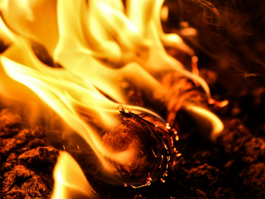 Во время пожара у матери обгорело 50 процентов кожи - жуткую смерть «устроила» пожилой камышанке нетрезвая дочь