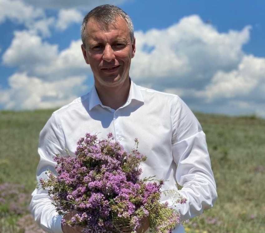 День рождения отмечает депутат камышан в Госдуме Алексей Волоцков