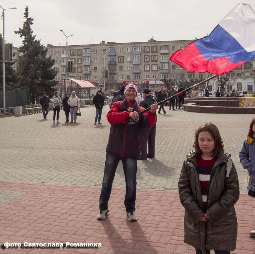 Не странно ли, что никто из камышинских политиков не высказал критических размышлений о состоявшихся выборах губернатора и Облдумы?