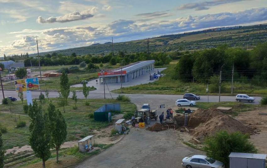 В Камышине спустя сутки после аврала с горячей водой администрация, наконец, сделала заявление о причинах срыва в подаче ресурса и перспективах