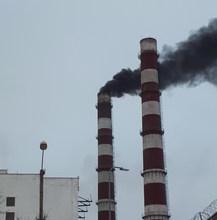 Руководитель службы экологической безопасности Камышина Андрей Будалов: «Черный дым от мазута - это не опасно, ездят же паровозы на мазуте» 
