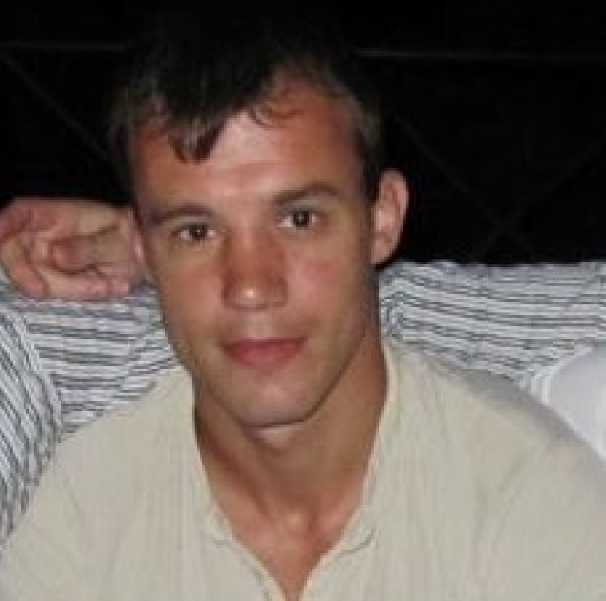 В Камышине простятся с Виталием Дегтяревым, ушедшим добровольцем на СВО и погибшим