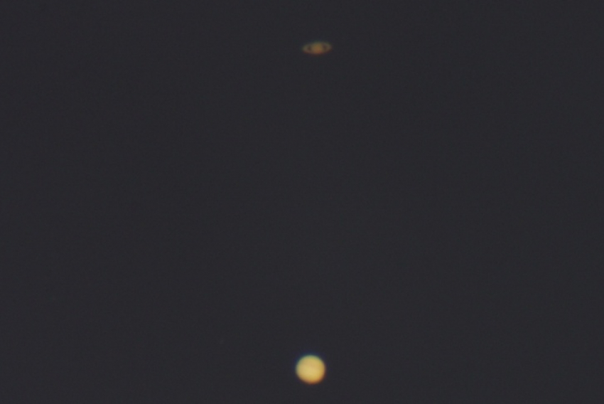 «Так близко только раз в 397 лет»: волгоградские астрономы сфотографировали сближение Юпитера и Сатурна, - портал V1.RU