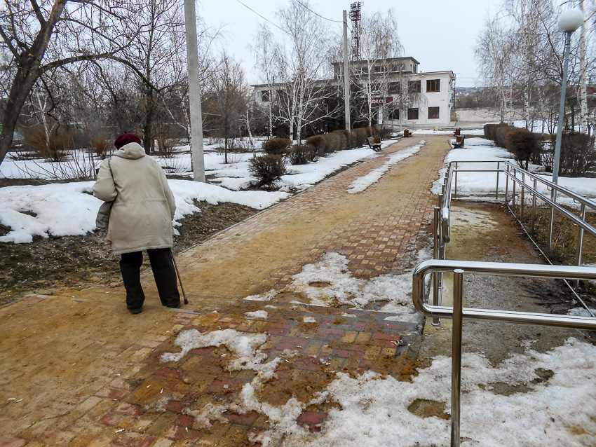 Решением суда пожилой жительнице Камышина возвращены денежные средства, перечисленные ею по указанию мошенников