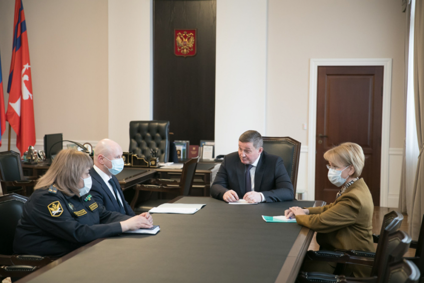 Андрей Бочаров встретился с  заместителем директора ФССП и исполняющей обязанности главного судебного пристава Волгоградской области
