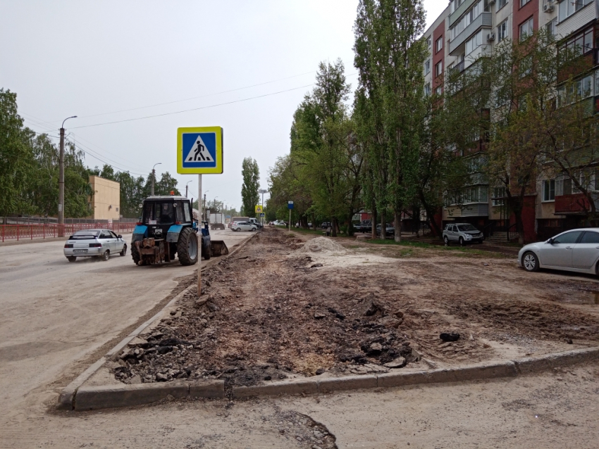 Кто может разгадать загадку про вздыбленный тротуар в 6-м микрорайоне Камышина? - камышанин