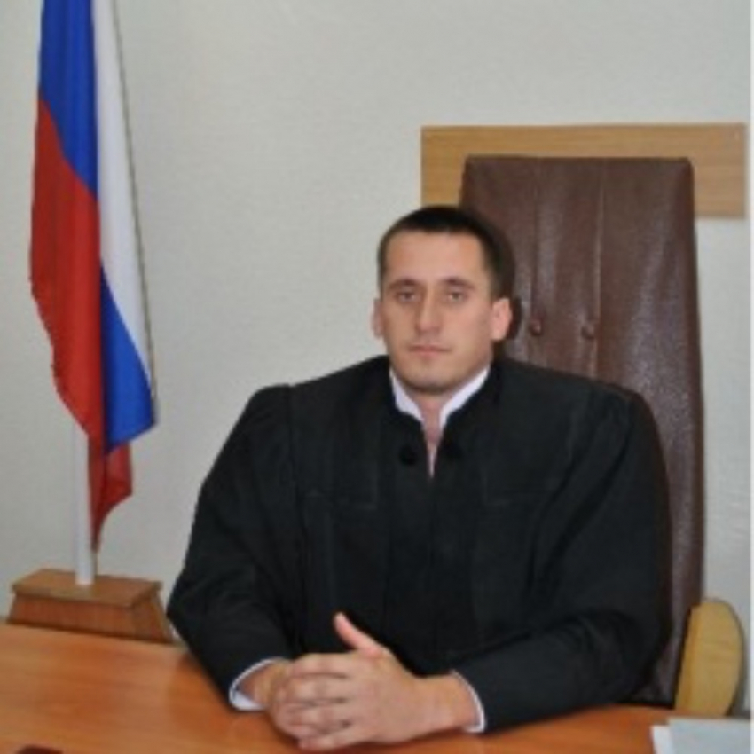 «Отрезал, запихал в рот и сдался полиции»: кто и почему убил судью Ветлугина в Камышине, - «Блокнот Волгограда"