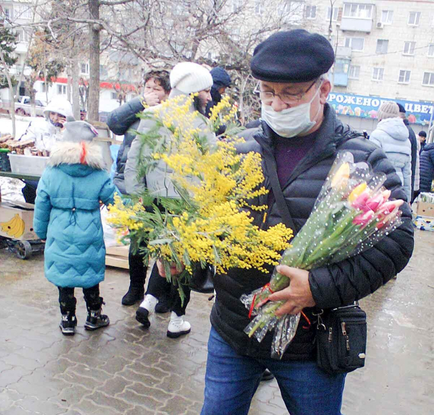 Кто в Камышине попал в статистику по коронавирусу 8 марта