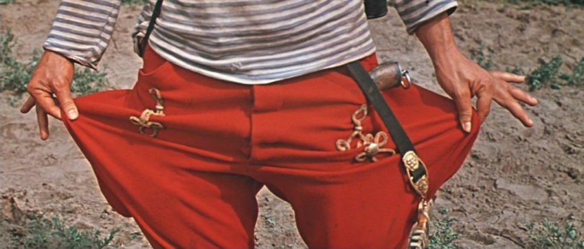 Извращенец в малиновых штанах в лифте напал на 36-летнюю женщину, - «Блокнот Волгограда"