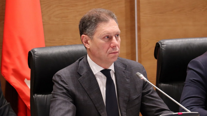 Суд изымет у экс-депутата Облдумы миллионы, которые тот заработал, незаконно совмещая бизнес с пребыванием в парламенте Волгоградской области