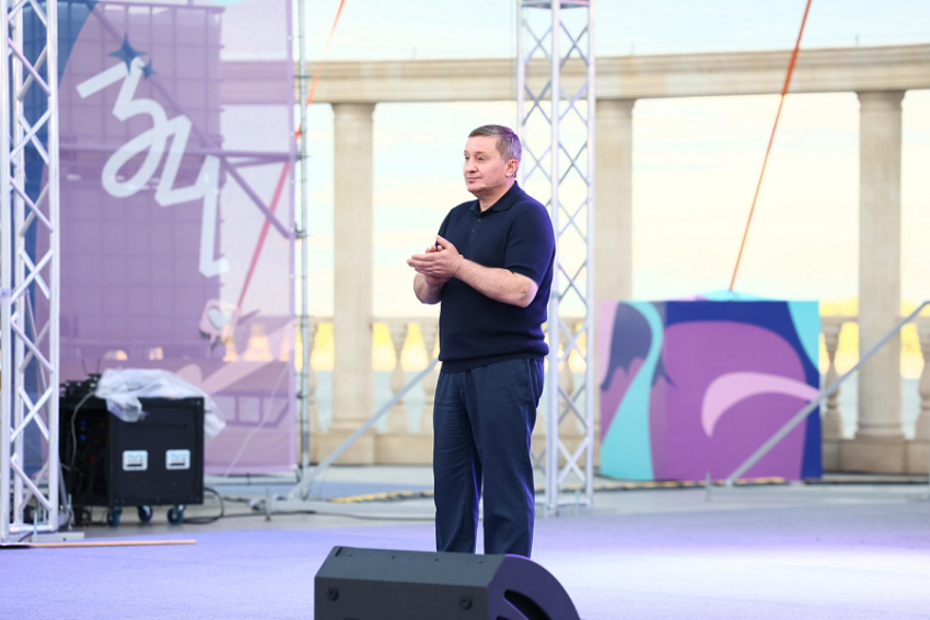 Андрей Бочаров пришел на молодежный фестиваль и рассказал, почему важно мечтать