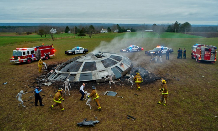 «Жизнь всего человечества под вопросом»: Трамп расскажет о первом контакте с НЛО спустя 79 лет после крушения летающей тарелки